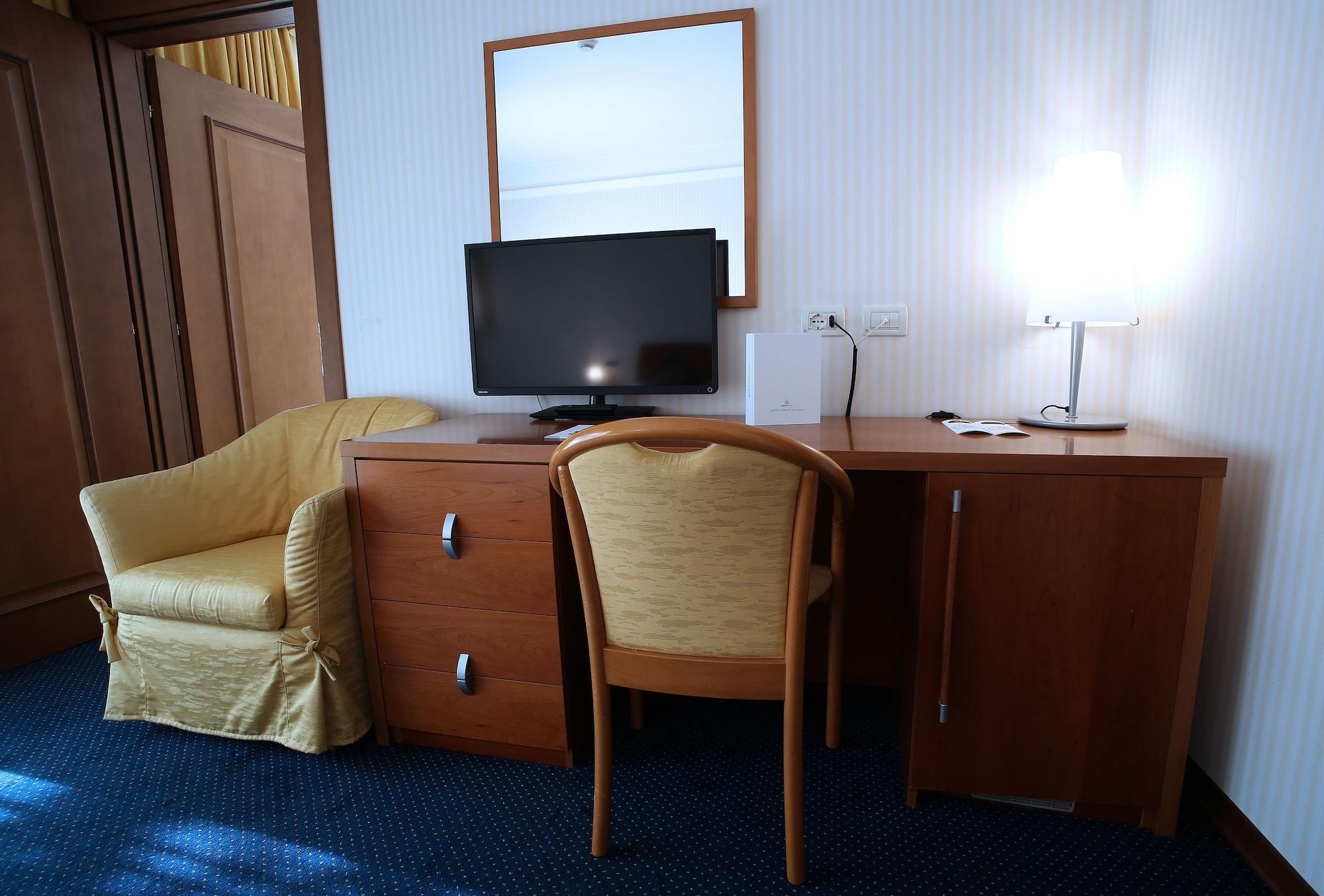 Hotel San Rocco Муджа Экстерьер фото