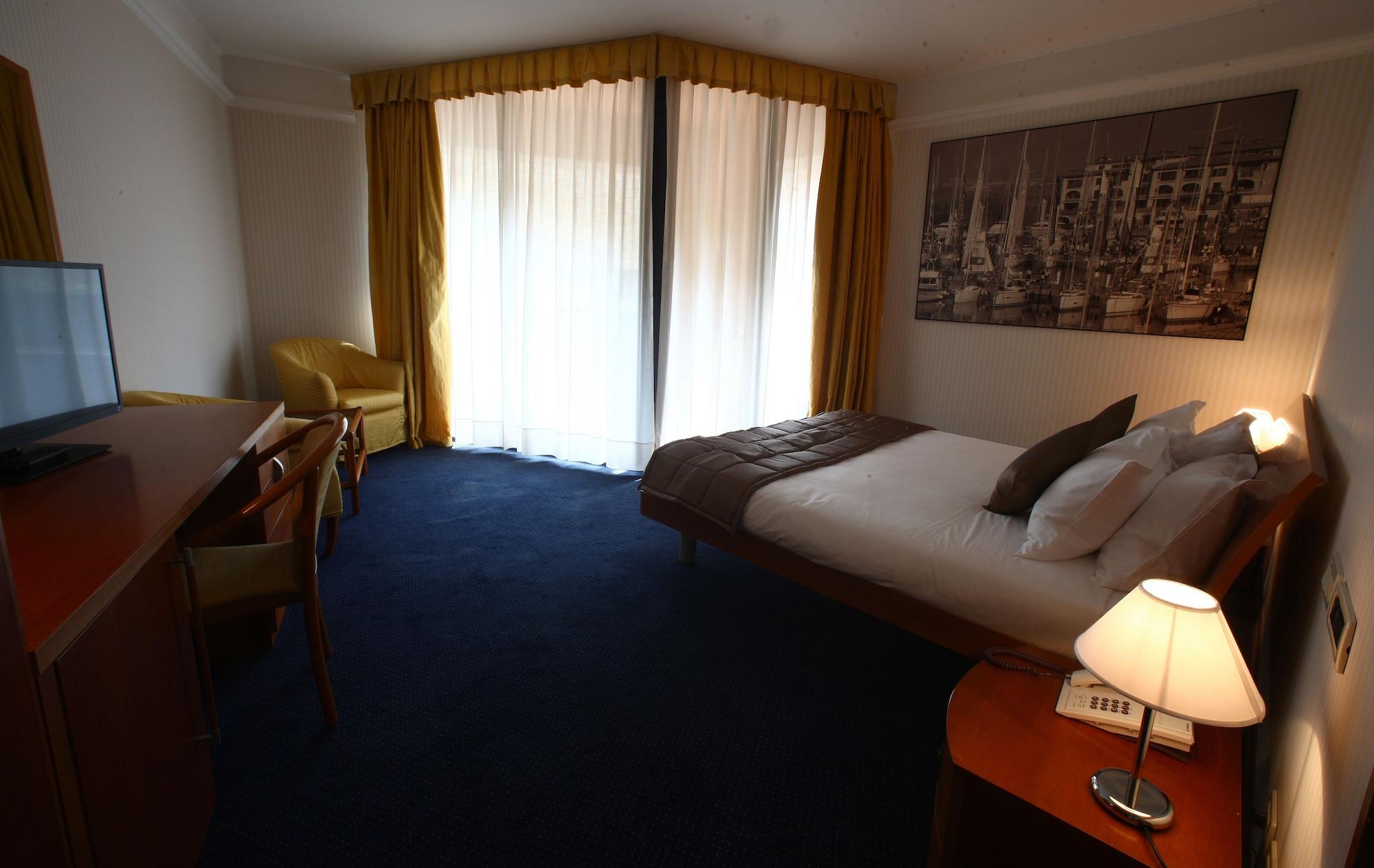 Hotel San Rocco Муджа Экстерьер фото
