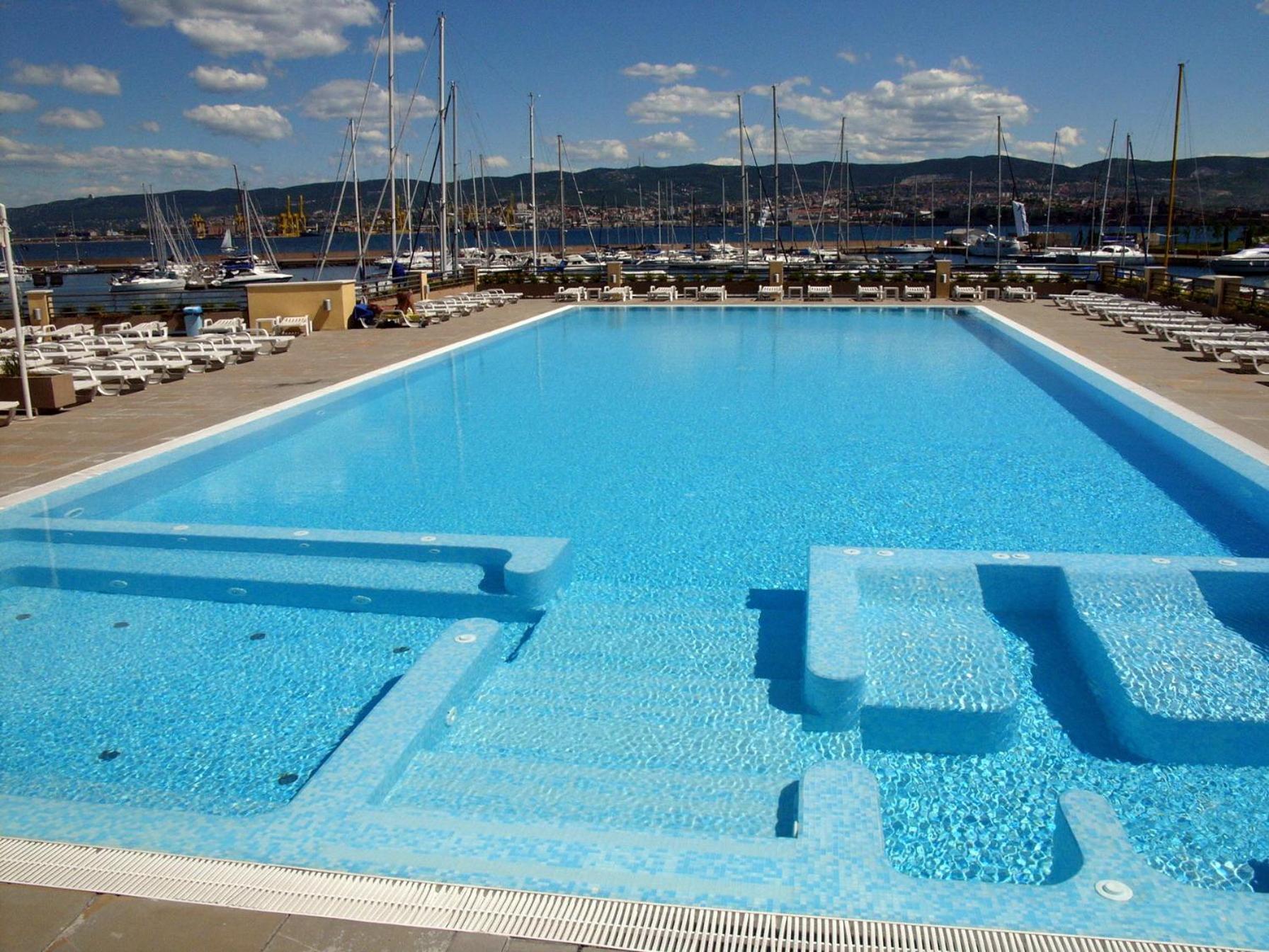 Hotel San Rocco Муджа Экстерьер фото