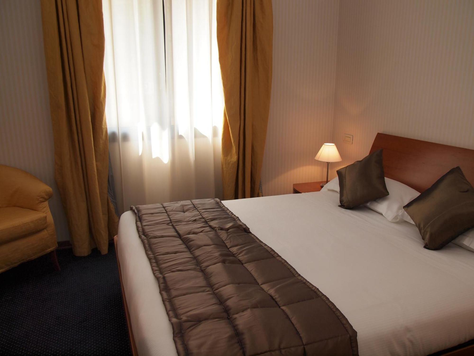 Hotel San Rocco Муджа Номер фото