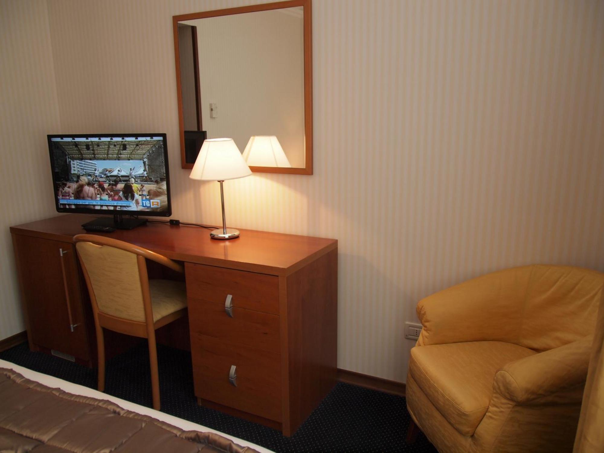 Hotel San Rocco Муджа Номер фото